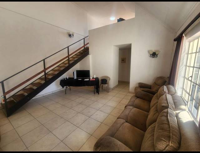 3 BEDROOM HOUSE FOR SALE IN ELANDSHAVEN